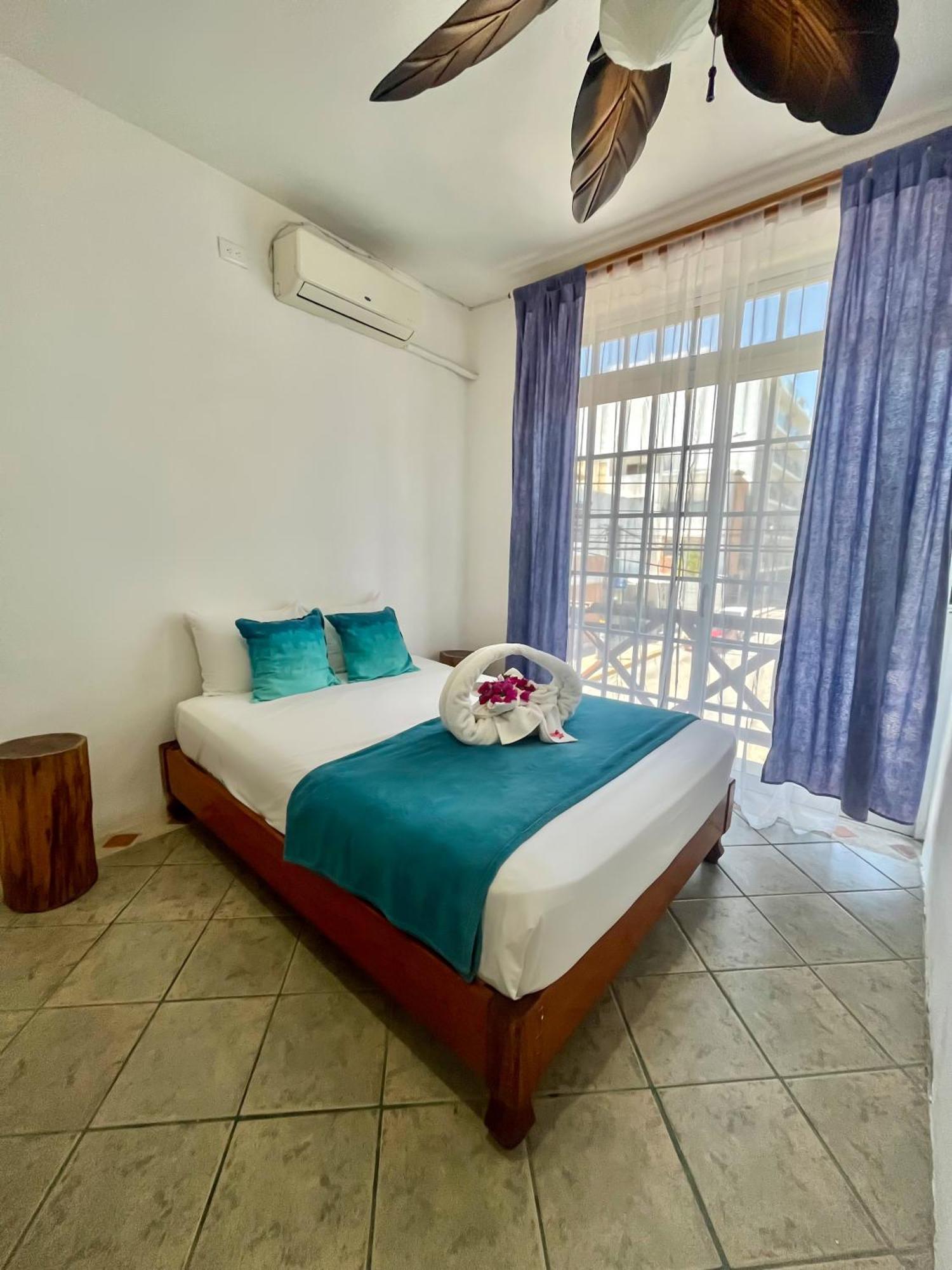 Selva Y Mar Apart Hotel プレヤデルカーメン エクステリア 写真